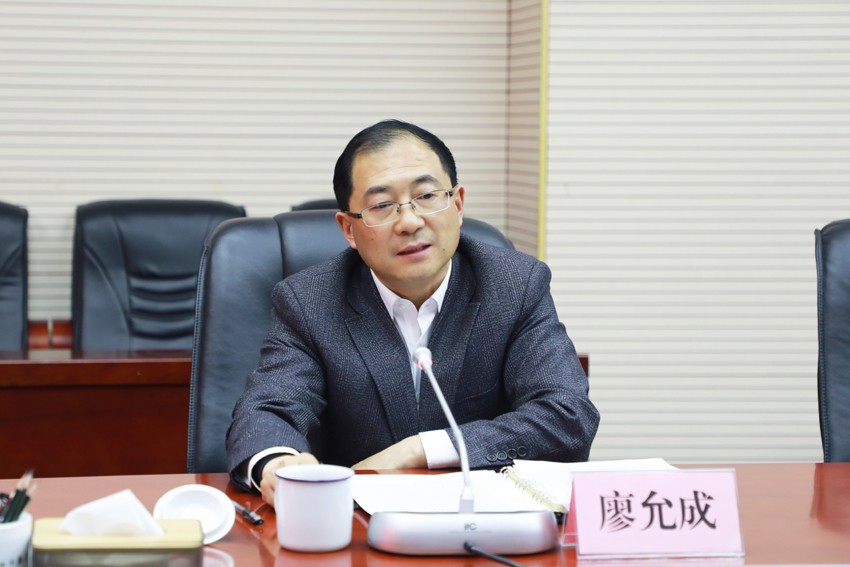 2023.3.21尹雪斌董事长受聘担任山西农业大学功能农业研究院特聘院长(3).jpg 2023.3.21尹雪斌董事长受聘担任山西农业大学功能农业研究院特聘院长(3).jpg